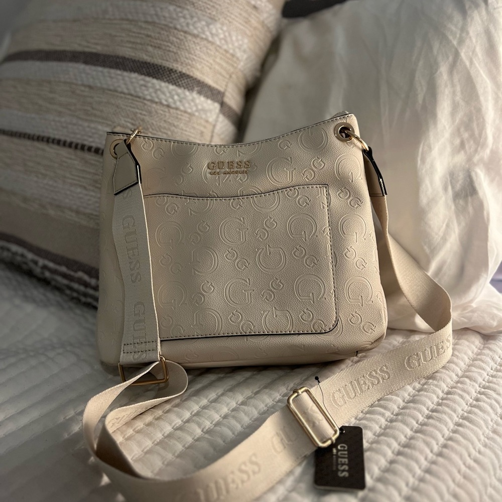 Guess Cream Modern Shoulder Bag